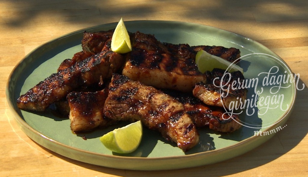 Grísasíða marineruð með BBQ