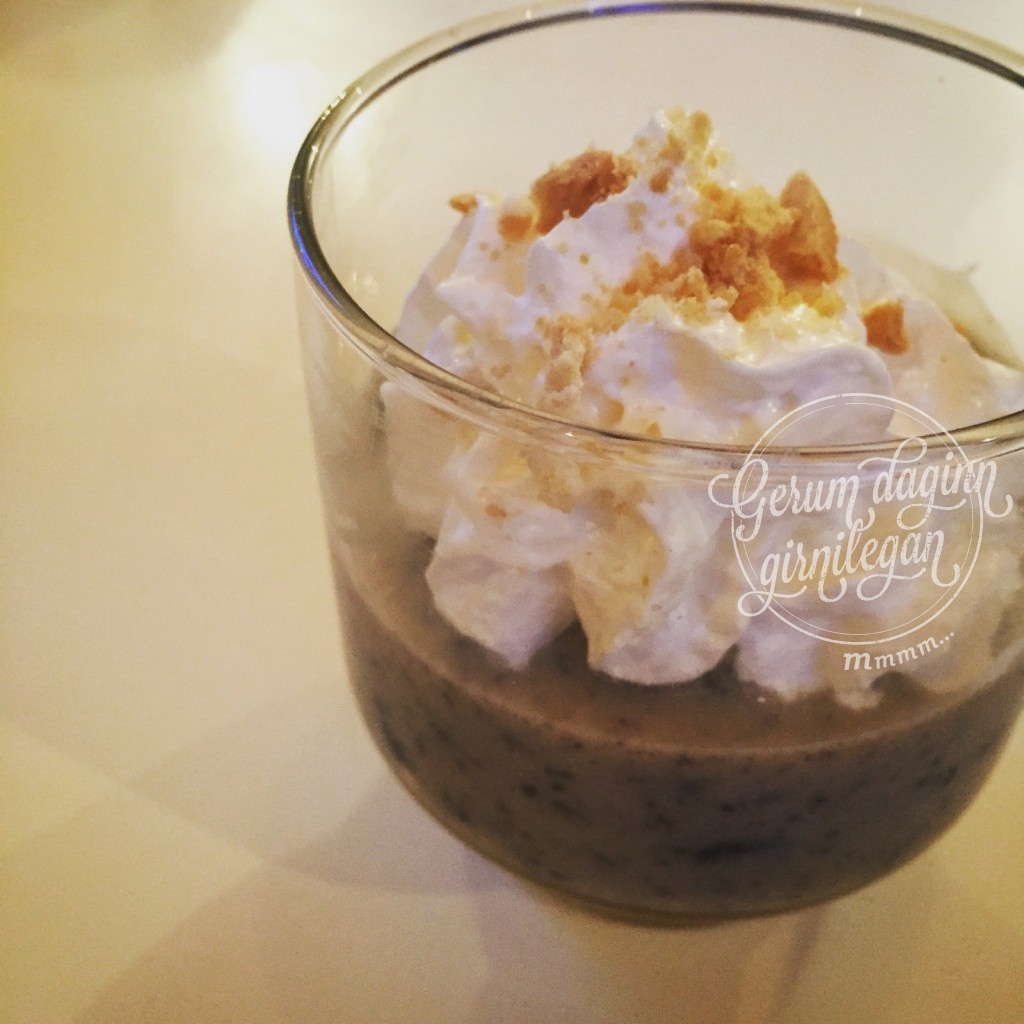 Eftirréttur með tvöföldum skammti af Oreo