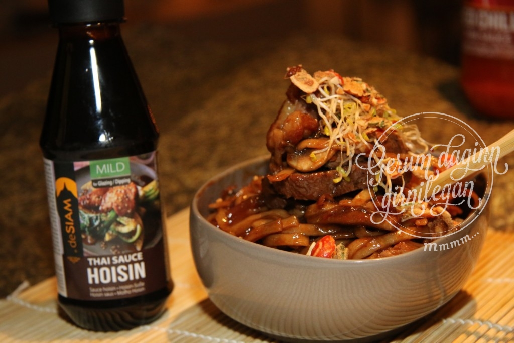 Hoisin önd með heilhveitinúðlum