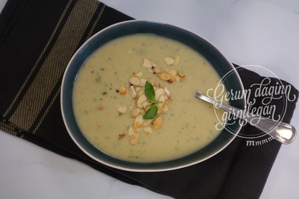 Besta blómkálssúpan – Vegan