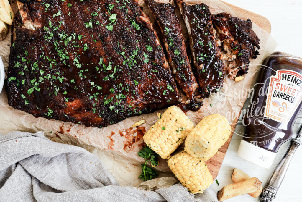 BBQ grísarif sem falla af beinunum