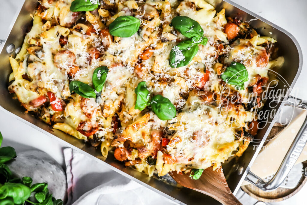Ofnbakað penne pasta með pestó og bökuðu grænmeti