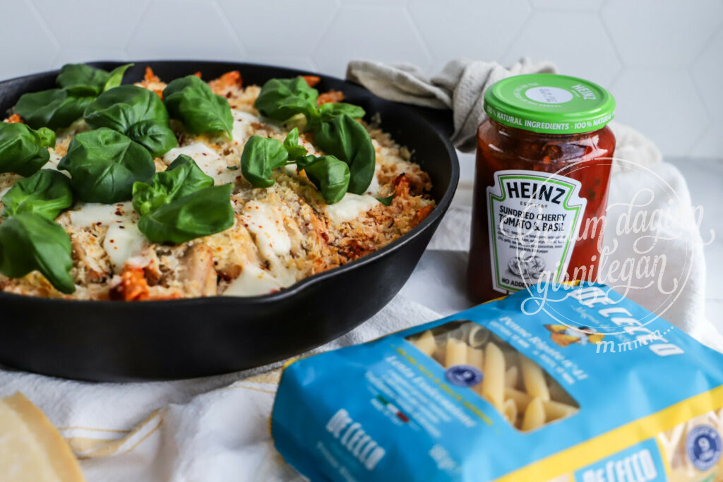 Ofnbakaður penne með parmesan kjúklingi