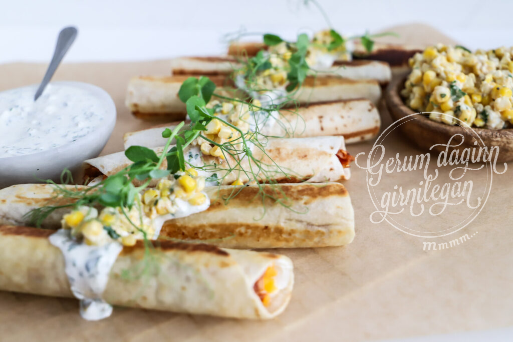 BBQ Taquitos með ranch sósu og ferskum maís