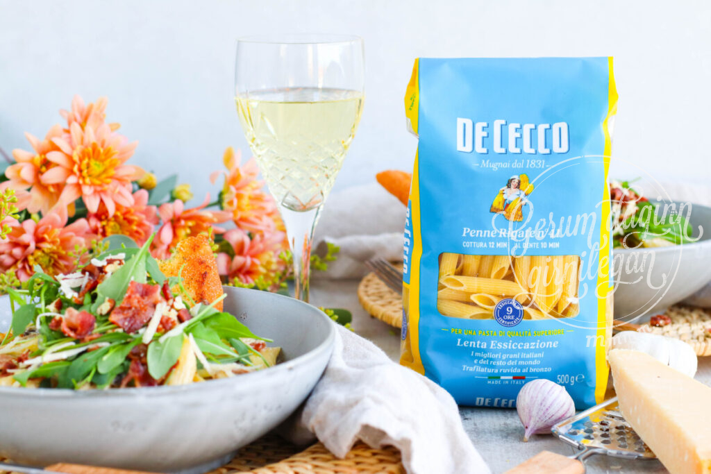 Penne pasta með beikoni og sveppum